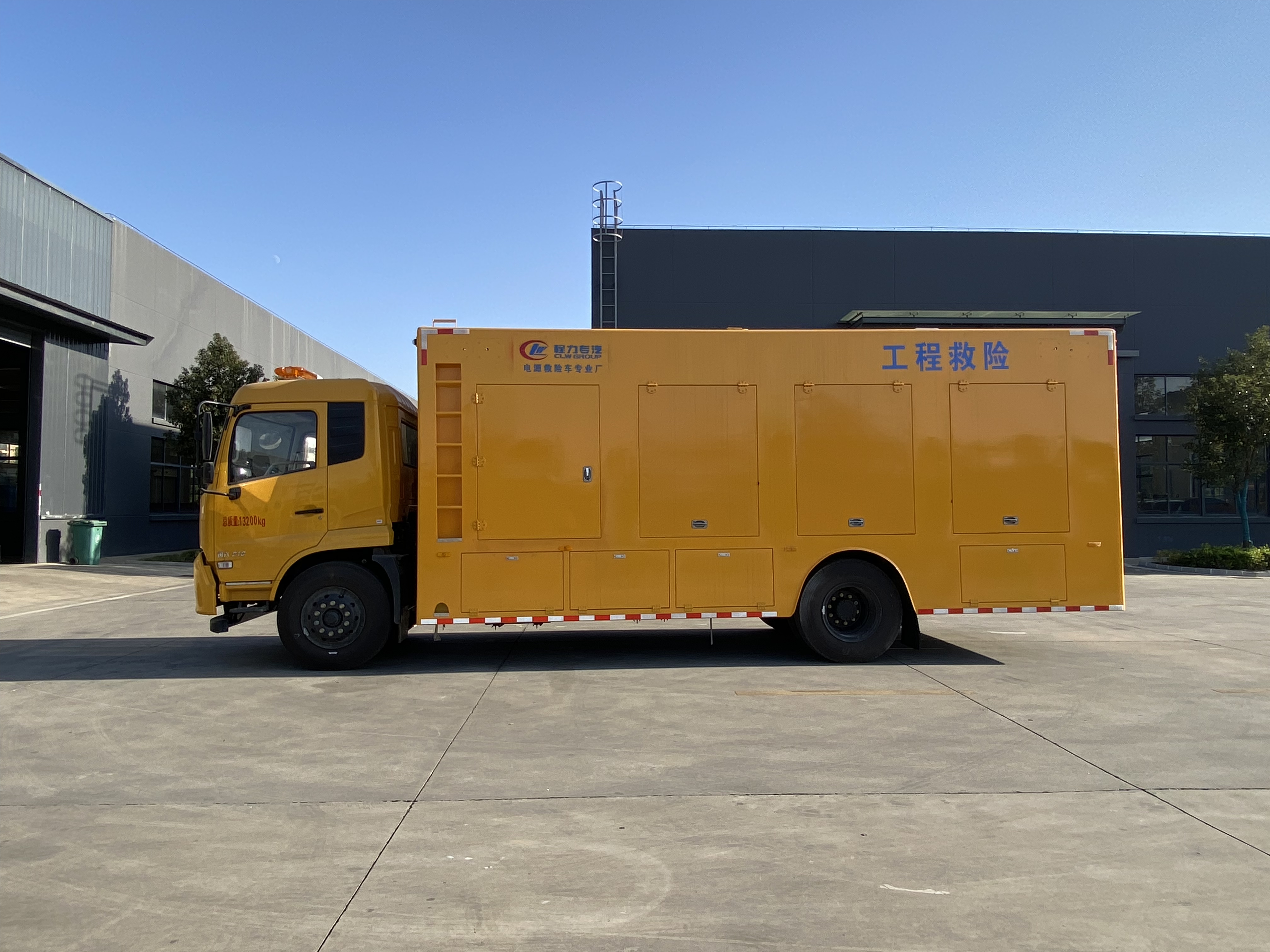 東風(fēng)天錦3000方排水車(自吸 便攜)