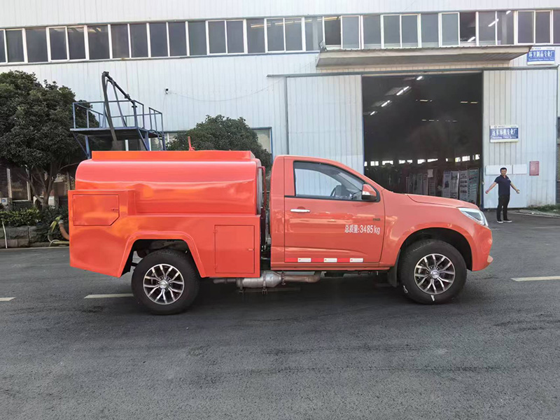 五十鈴單排灑水車(細水霧泵)