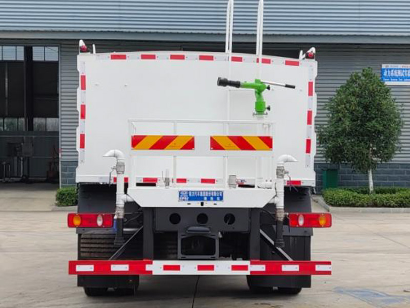 方罐-東風天錦城市清洗車