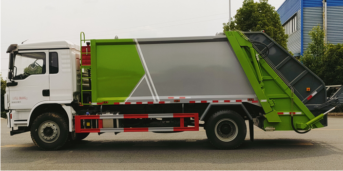 陜汽德龍14方壓縮垃圾車(chē)