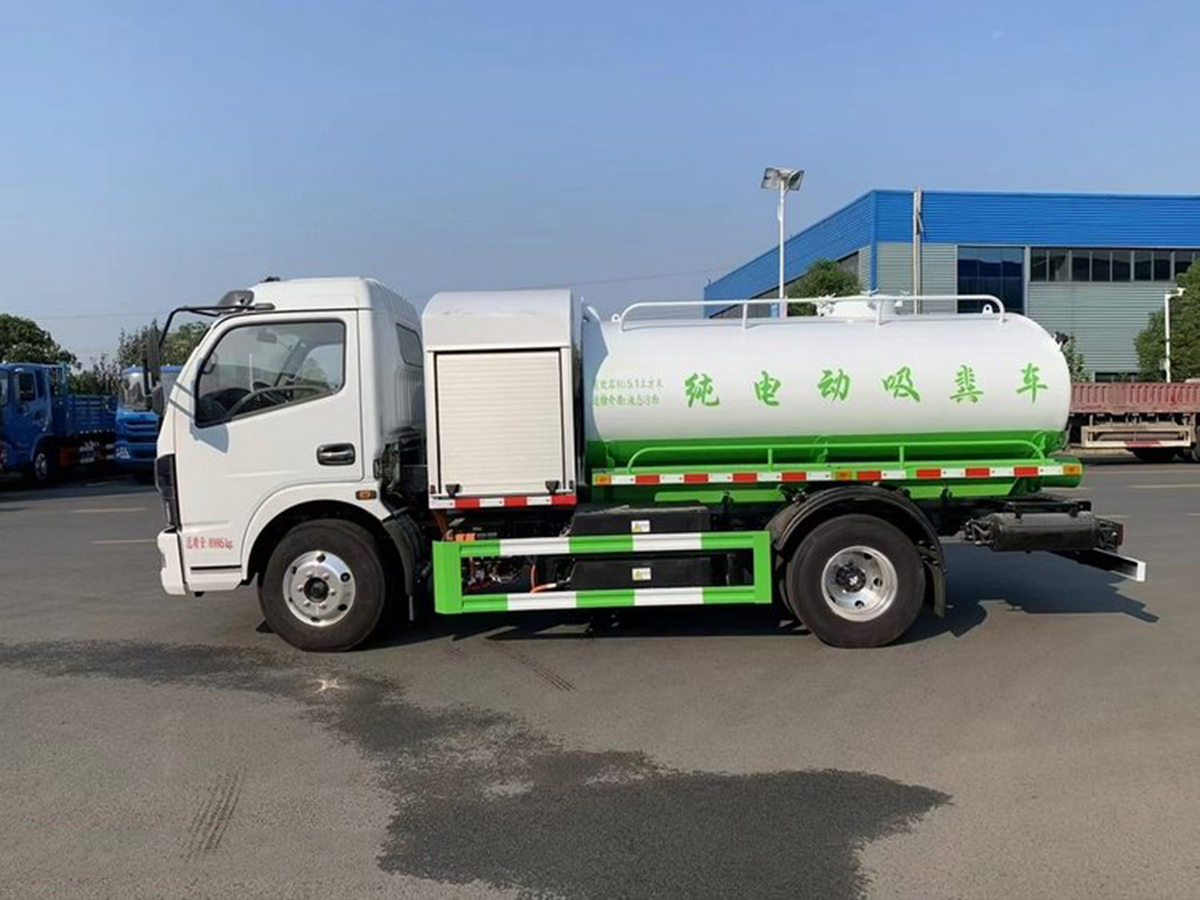 東風(fēng)5方CL5090GXEBEV純電動吸糞車