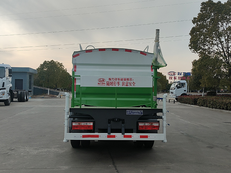 東風云內126馬力抑塵車-藍牌