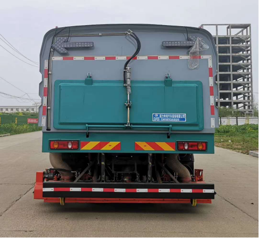 新天錦CLW5180TXC6SL型吸塵車